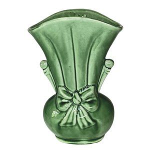 Shawnee Pottery Green Bow Tie Vase 819 1940s